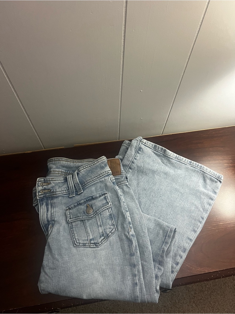 Light Wash Women’s Jeans - Classic Straight Leg